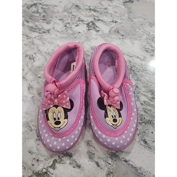 Disney Baby Girl Water Shoes, Size L 9/10 Pink Minnie Mouse Non-Slip Water Shoes - Picture 1 of 7
